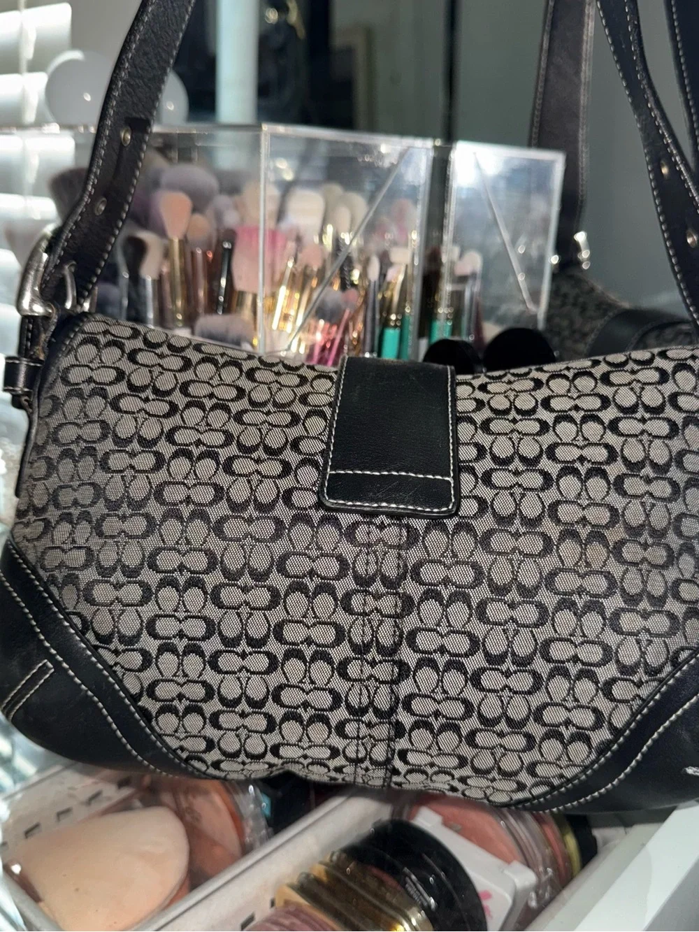 Vintage Coach Mini SoHo in Black And Grey Shoulder Bag  🖤✨